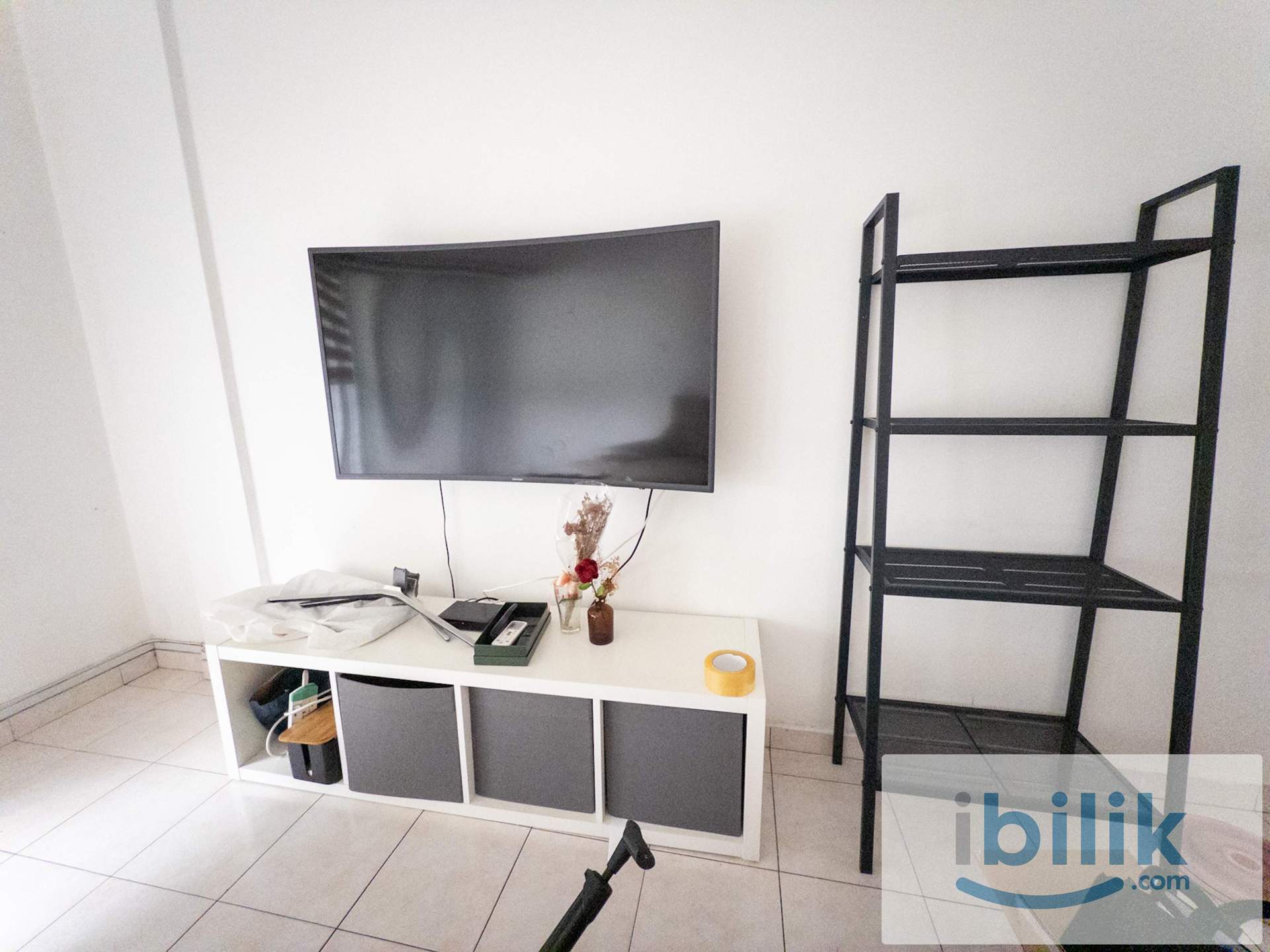 Fully furnished 3 Bedroom 2 Bathroom - Image 9
