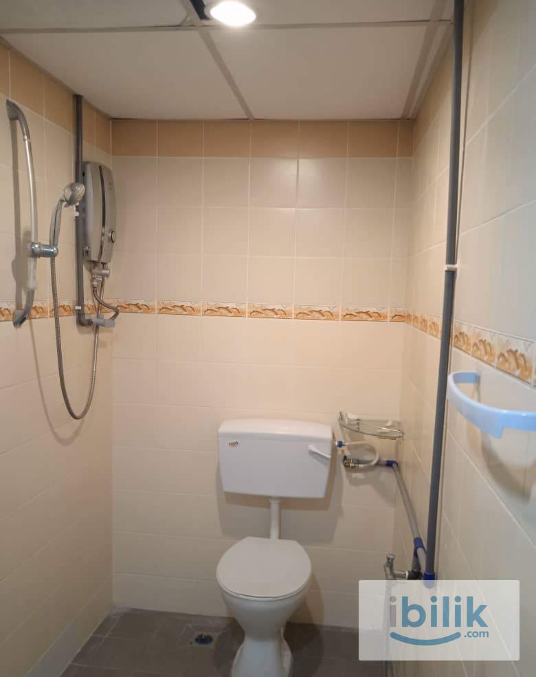 Fully Furnished Master Room in Relau Penang - Image 1