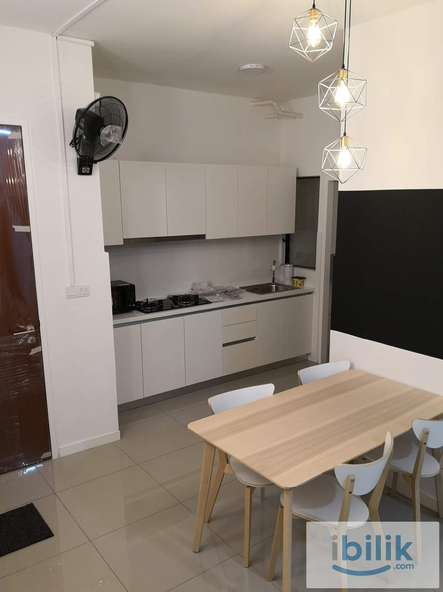 Fully Furnished Single Rooms@SEKSYEN 22 RESIDENSI HIJAUAN Shah Alam - Image 2
