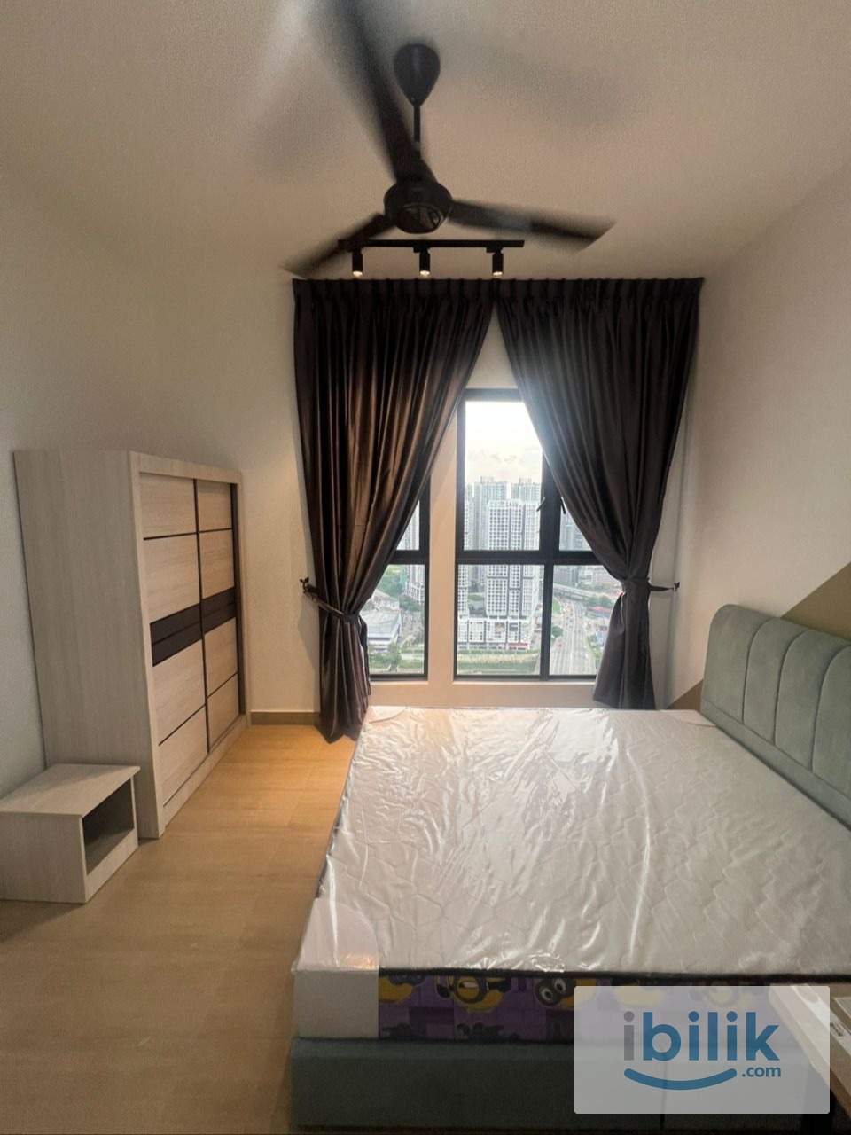 Medium Room @ The Harmony include WIFI & UTILITIES & CLEANING - Image 1