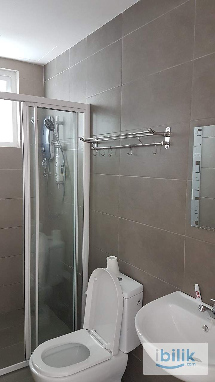 Mutiara Ville Cyberjaya, Middle Room - Reno & Furnished (Corner) - Image 5