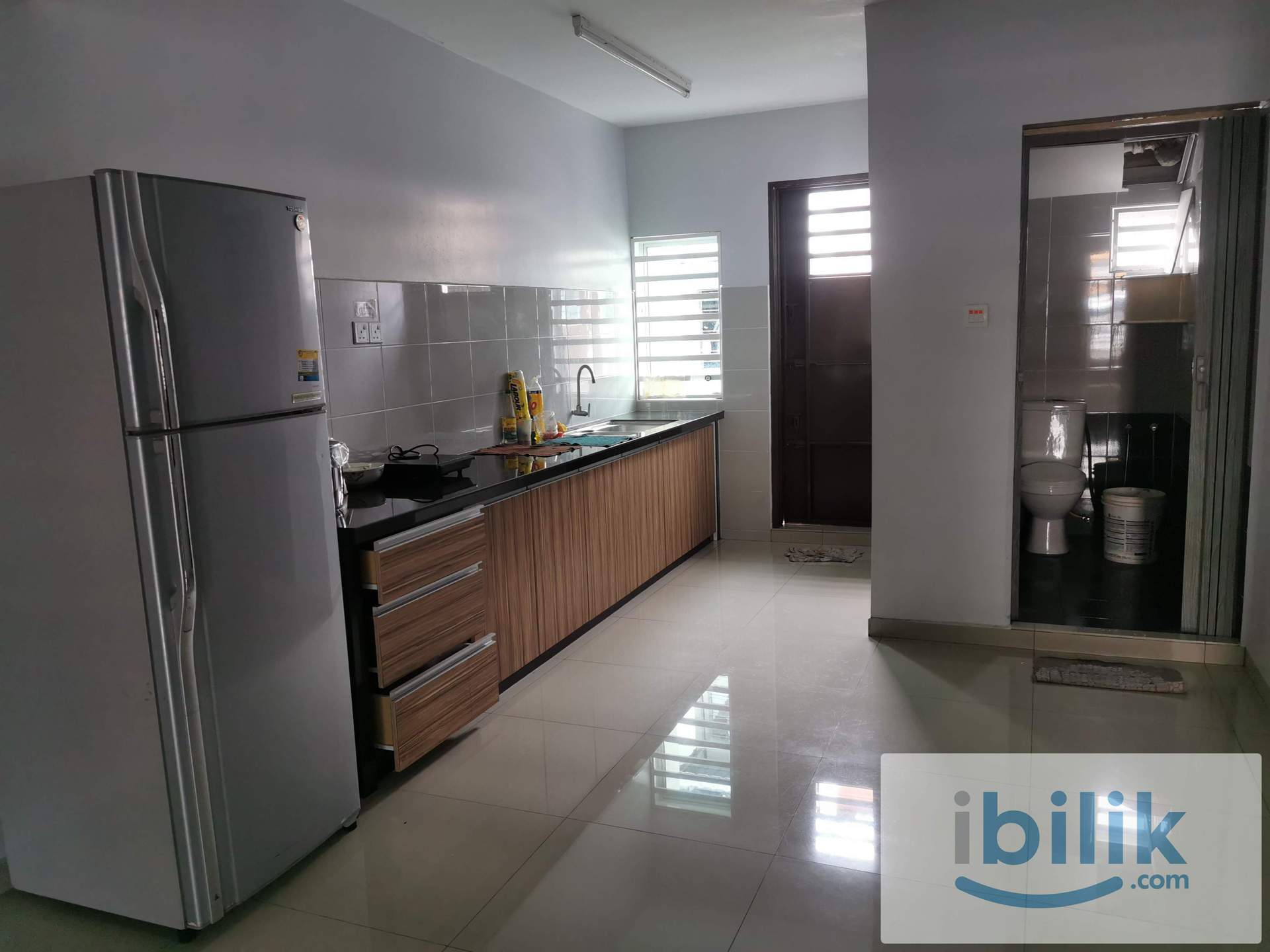 MasterRoom with private bathroom near Bandar Perda, Iconcity and Autocity move in immediately - Image 6