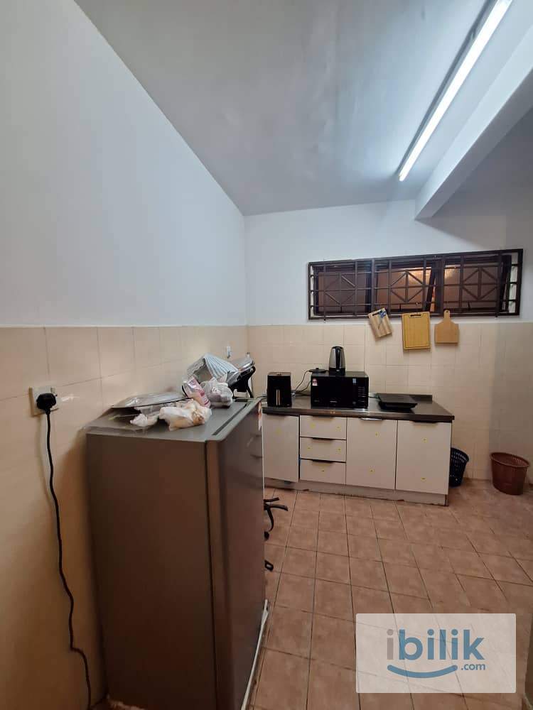 Palm Spring @ Kota Damansara Balcony Room for Rent - Image 3