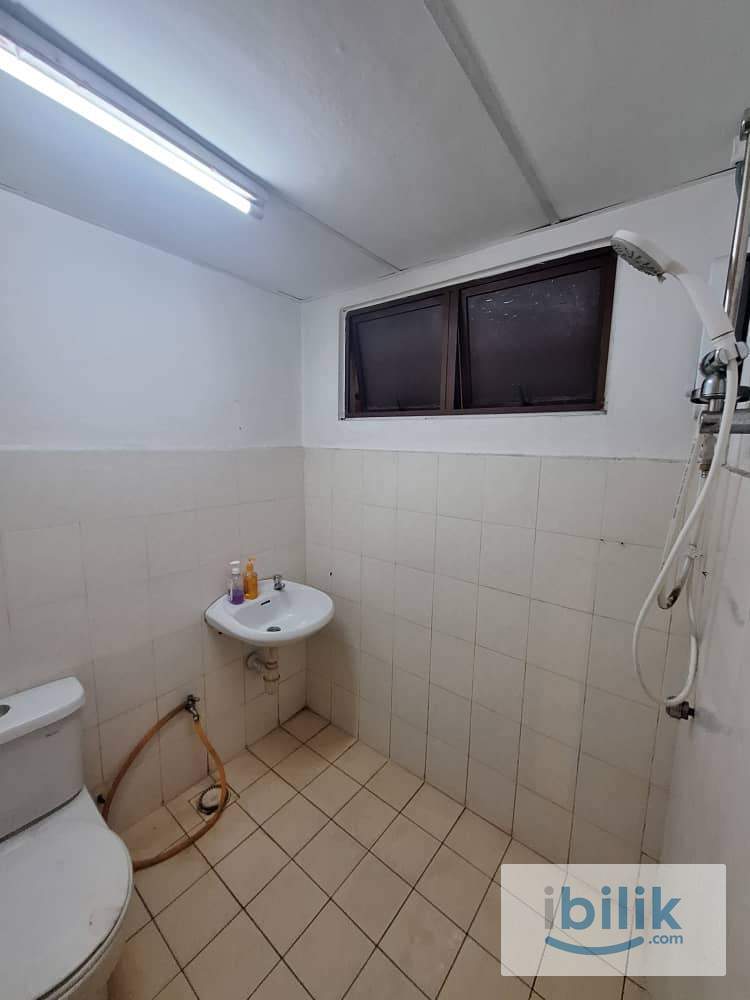 Palm Spring @ Kota Damansara Balcony Room for Rent - Image 4