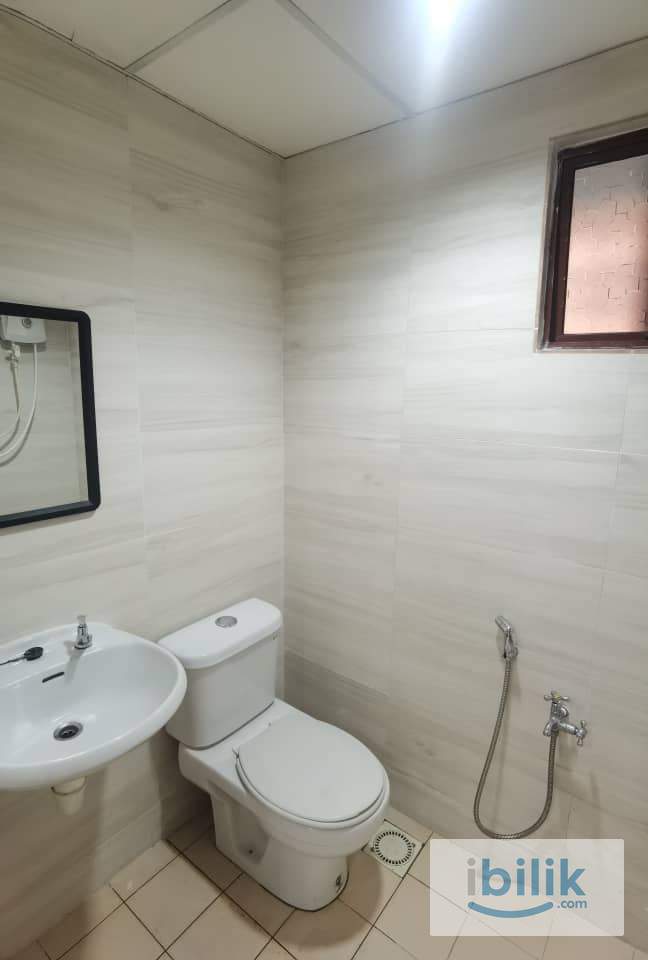 Palm Spring @ Kota Damansara Balcony Room for Rent ! - Image 5