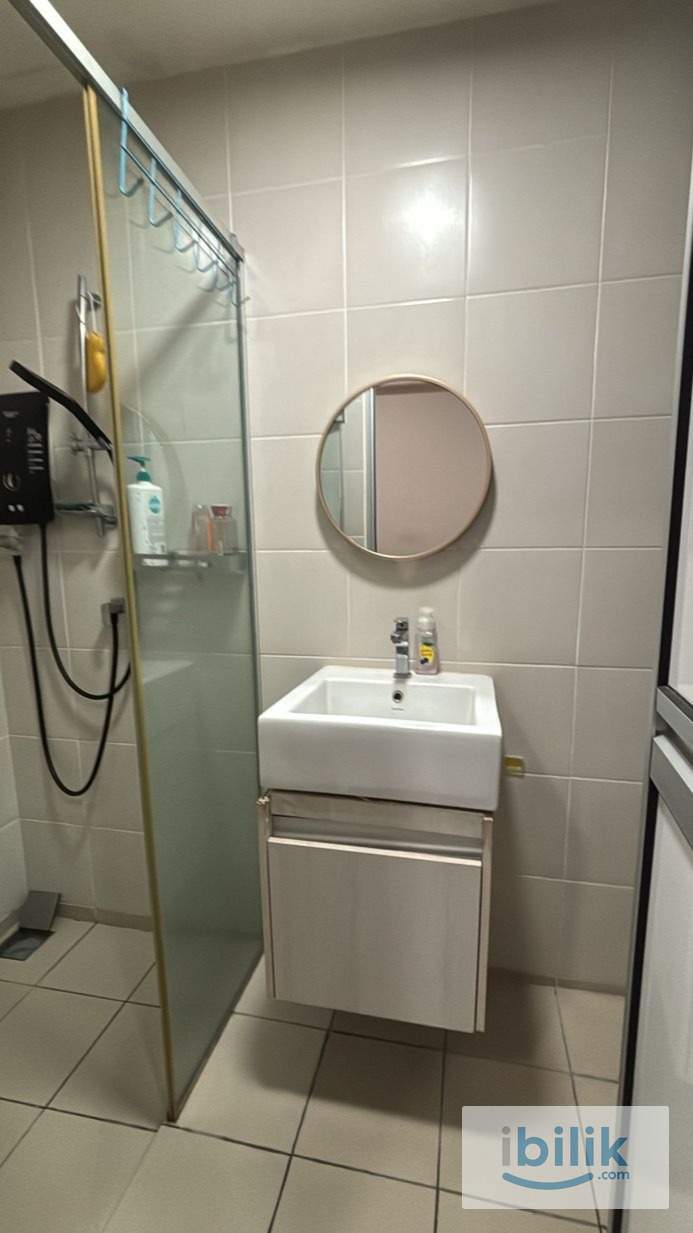 Studio Unit - Image 6