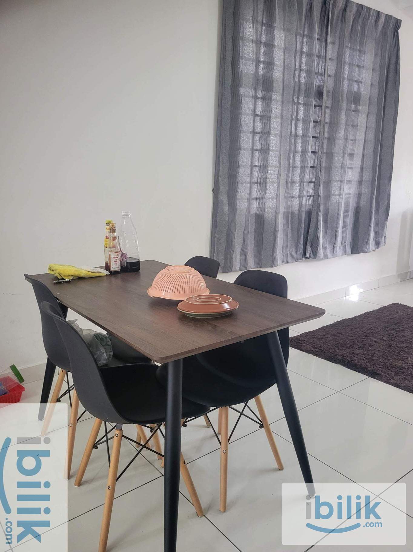 Single Room - Image 5