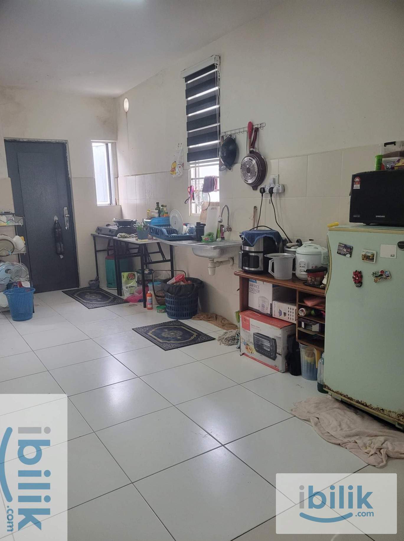 Single Room - Image 6