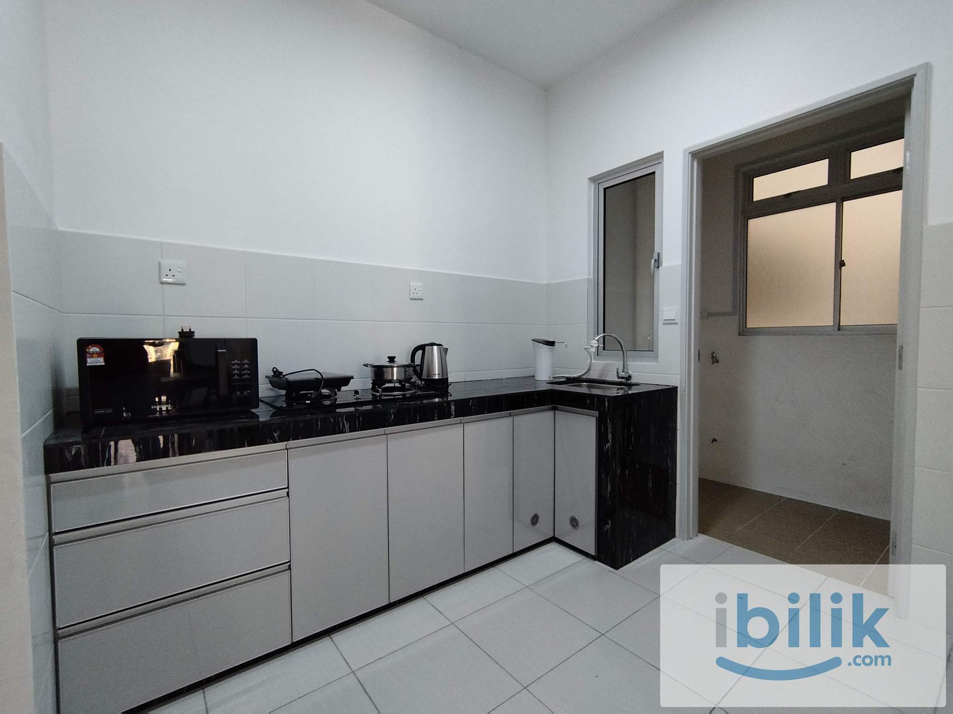Master Room  - Image 4
