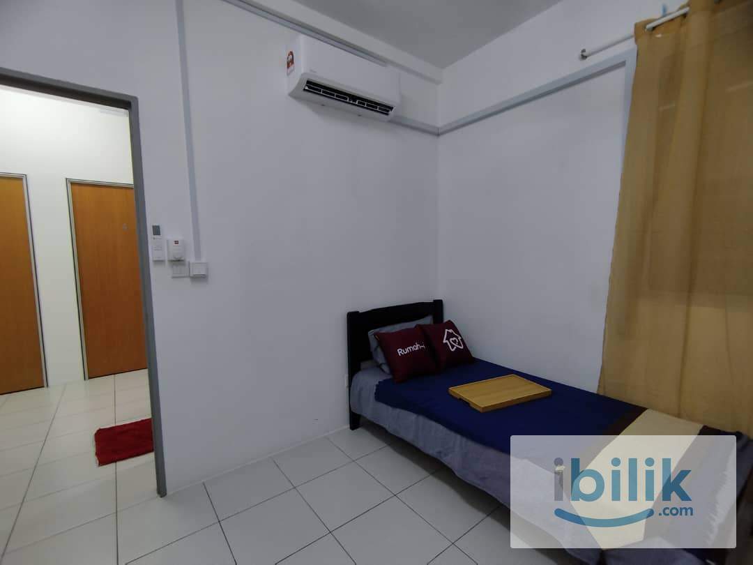 Medium Room  - Image 2