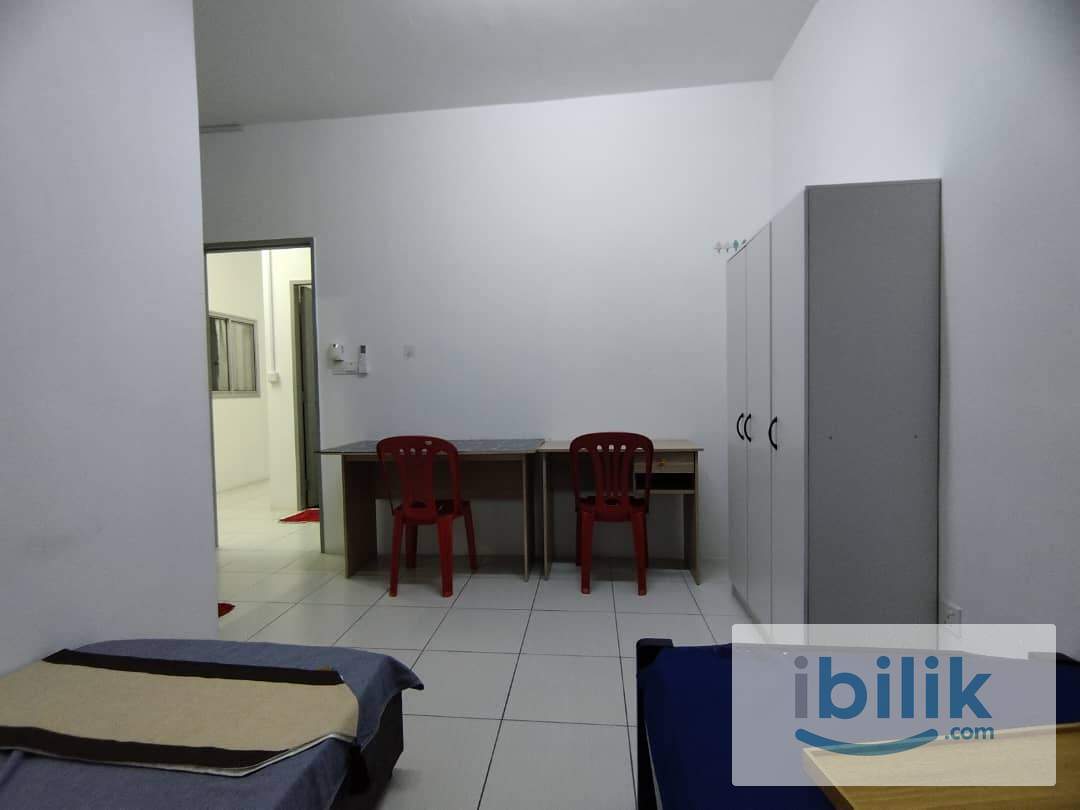 Master Room - Image 4