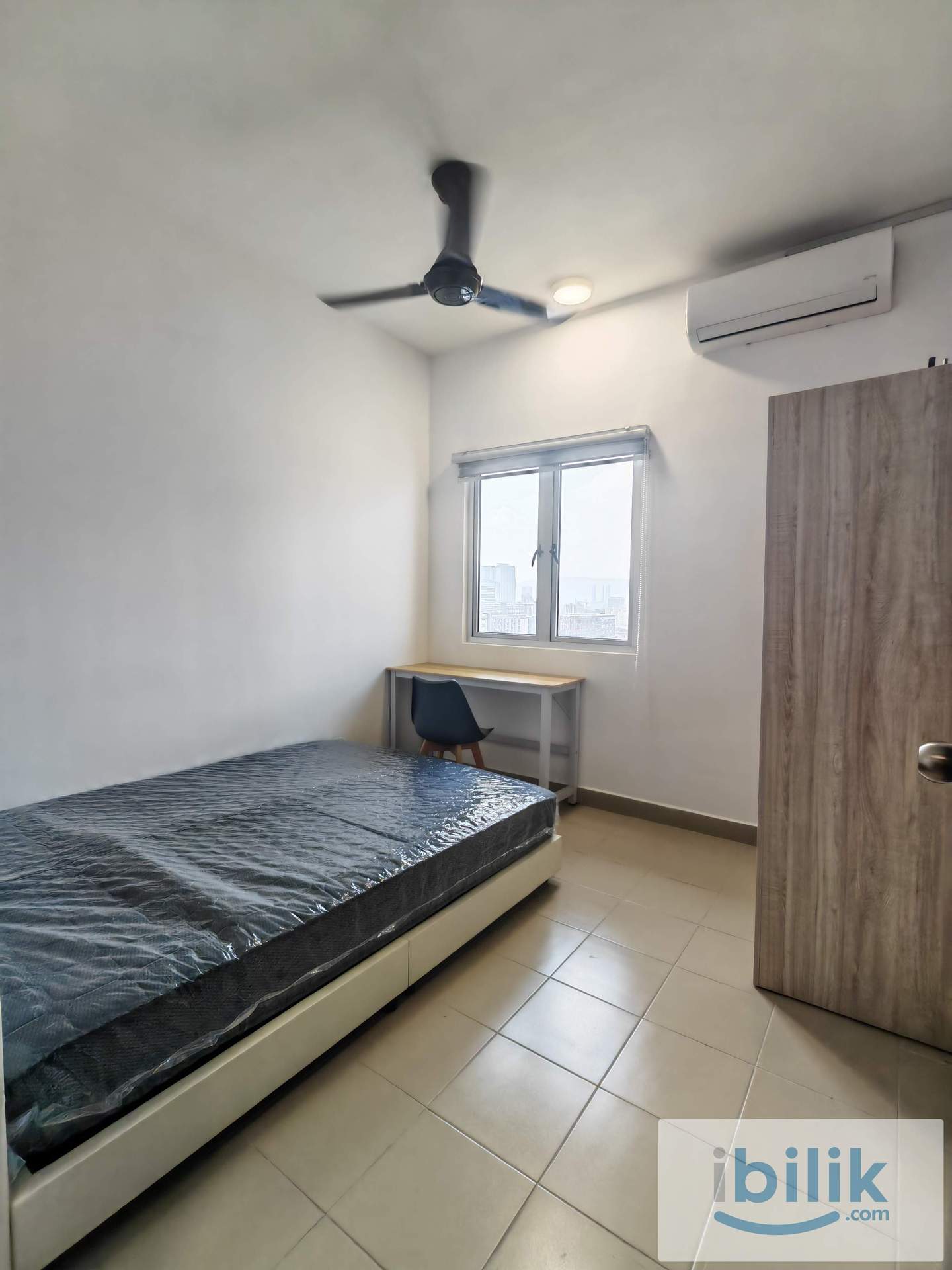 Medium Room - Female Unit  - Image 1
