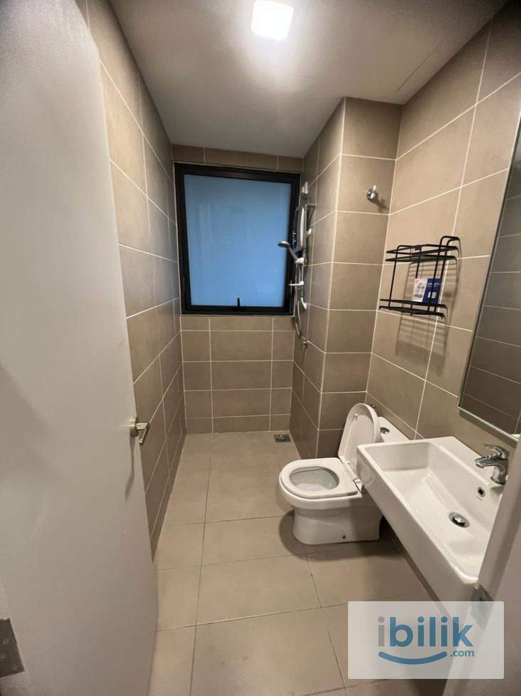 FEMALE ROOM AT DSARA SENTRAL  WITH UTILITY INTERNET - Image 4