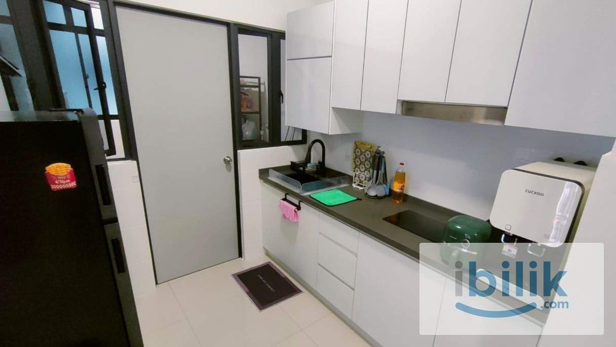 Cozy Middle Room @ Old Klang Road (6 mins to Sunway & Midvalley) - Image 2