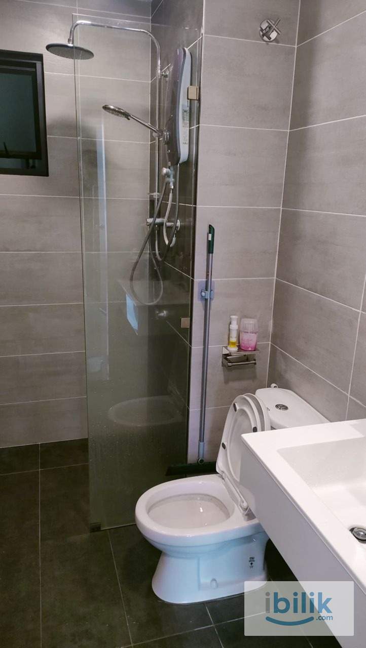 Cozy Middle Room @ Old Klang Road (6 mins to Sunway & Midvalley) - Image 5