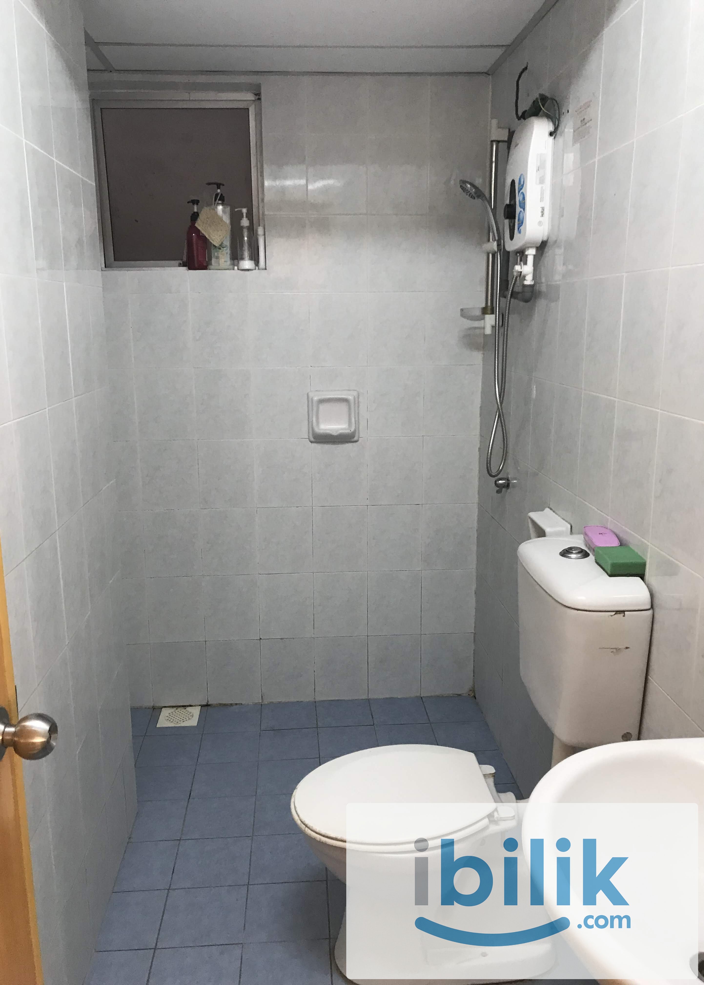 Small Room - Image 1