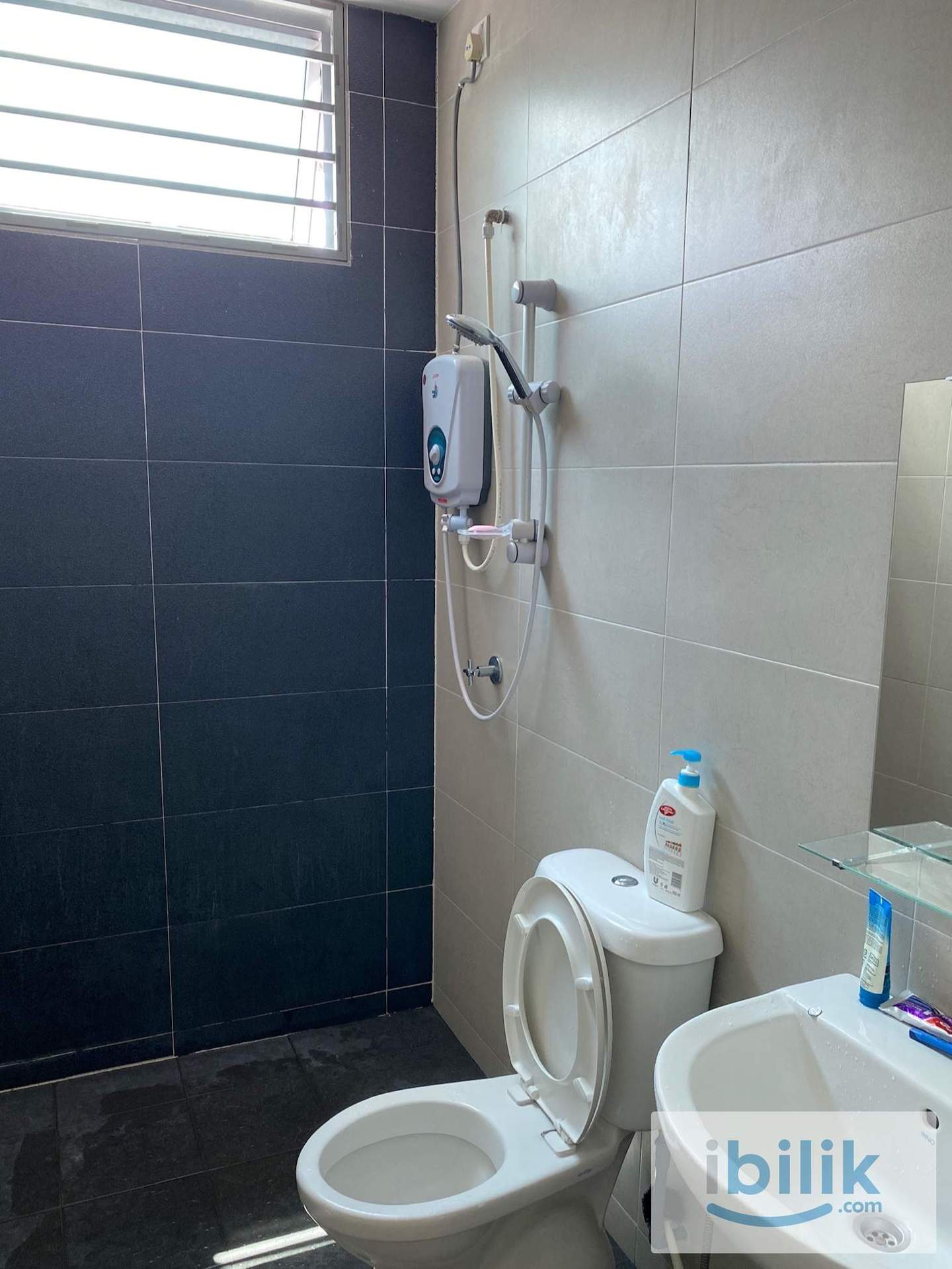 -20% on first month rental!! Fully furnished middle room for rent in Bandar Sri Sendayan  - Image 5