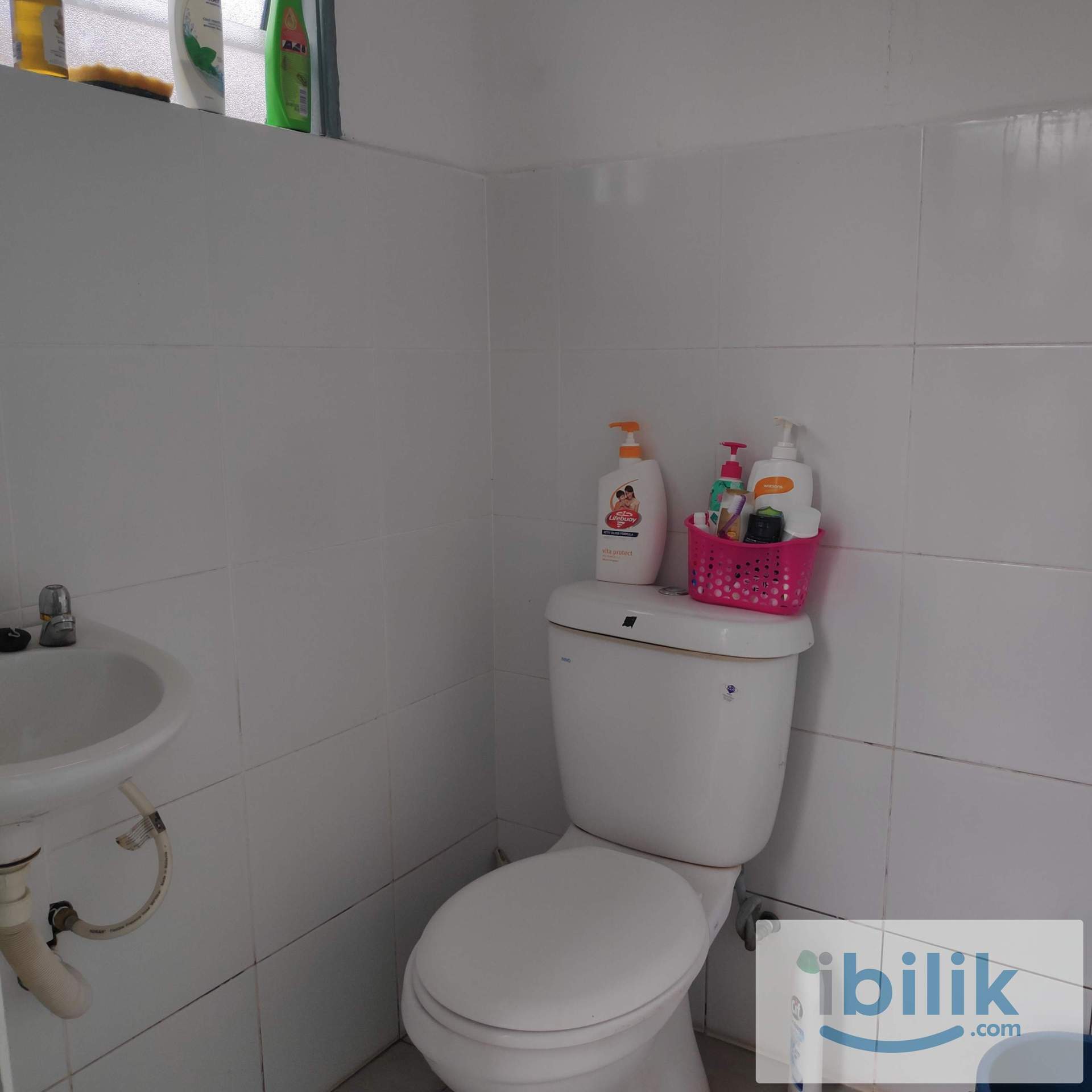 Room at USJ 2 ( LRT Station ) , UEP Subang Jaya - Image 2