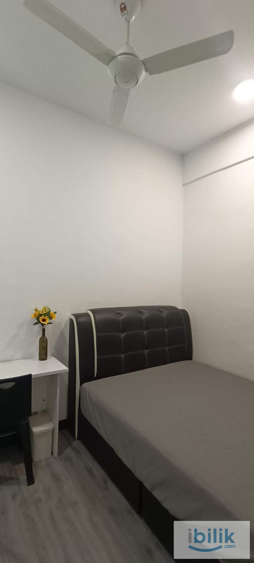 room - Image 2