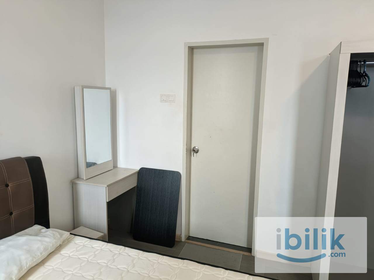 Master room Parkhill residence bukit Jalil nearby LRT APU University  - Image 4