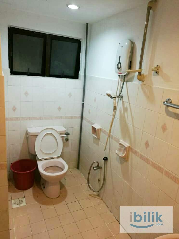 Free utilities · 5 mins walk to IMU & LRT · APU bus · vista komanwel c for rent - Image 4
