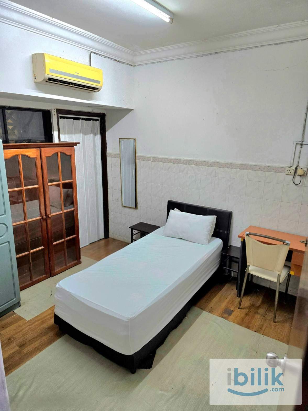 😍 [Big Middle Room] · 5 mins walk to LRT · Vista C Middle Rooms · Fully Furnished - Image 1