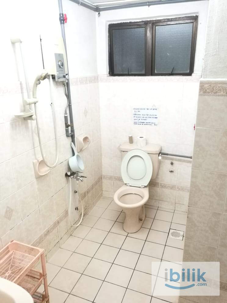 Free utilities · 3 mins walk to LRT · vista komanwel B for rent · 1 min walk to IMU · APU bus  - Image 6
