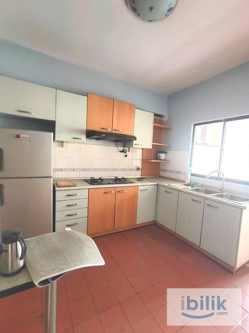 ♀[Female Only] · Utilities Included · 3 mins walk to LRT & IMU · Vista B Furnished Room · APU bus - Image 5