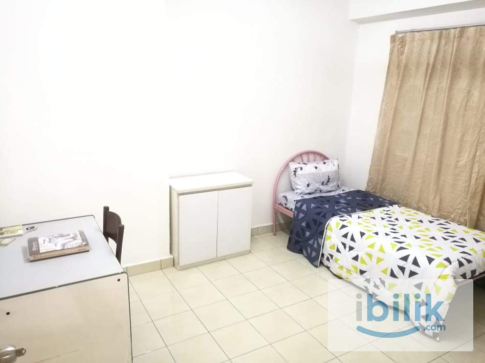 Free utilities · 3 mins walk to LRT · vista komanwel B for rent · 1 min walk to IMU · APU bus  - Image 1