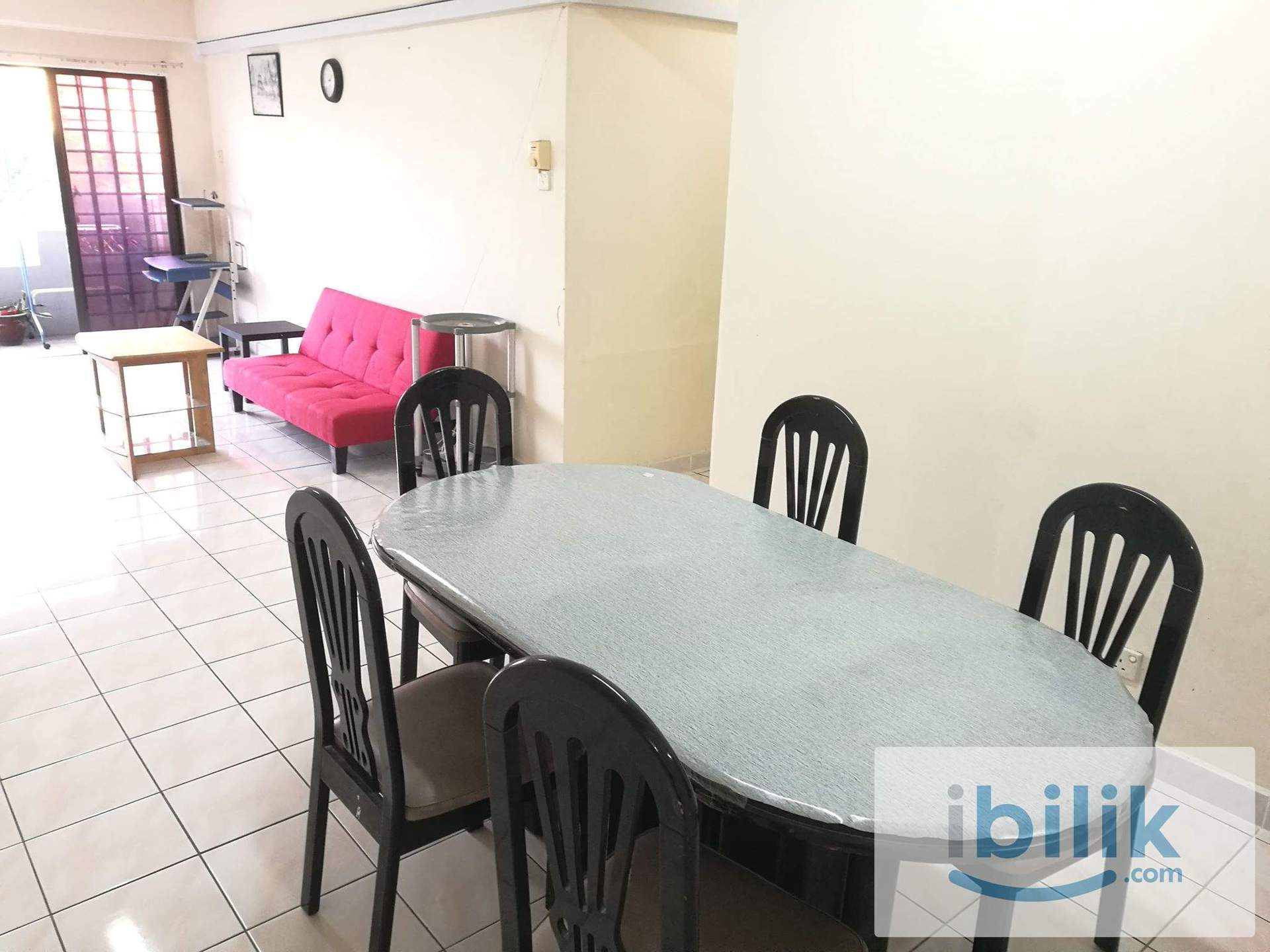 Free utilities · 3 mins walk to LRT · vista komanwel B for rent · 1 min walk to IMU · APU bus  - Image 4
