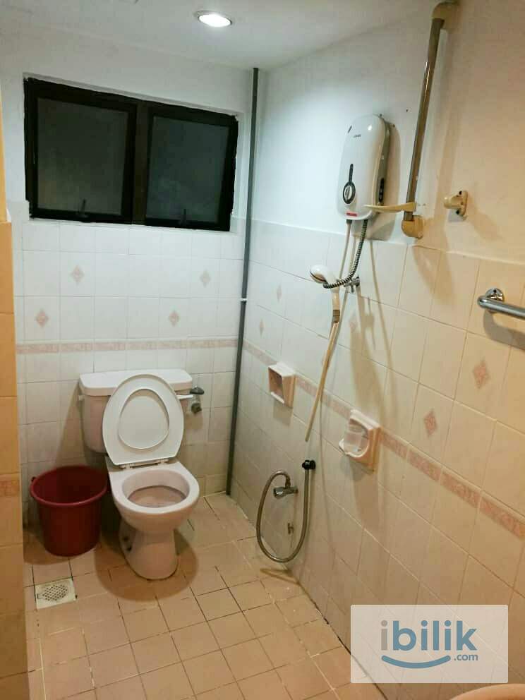 Free utilities · 5 mins walk to IMU & LRT · APU bus · vista komanwel c for rent - Image 4