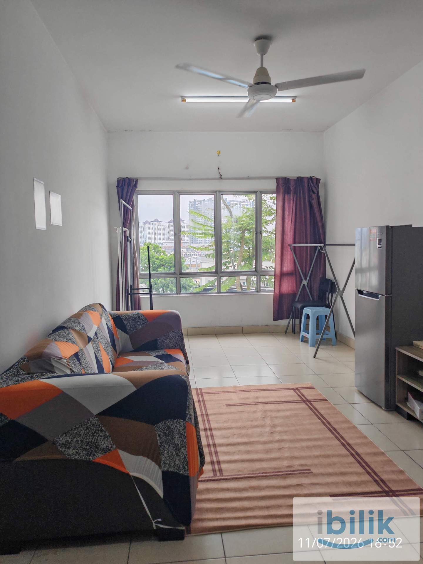 Mutiara Residence @ Serdang, Seri Kembangan. MIDDLE BEDROOM - Image 1