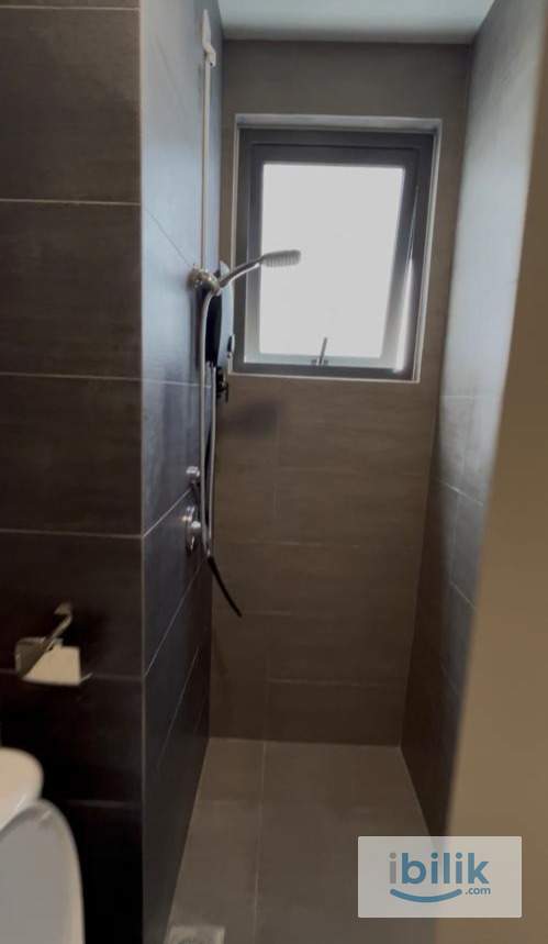 Room Rental Walking Distance less than 5 min to MRT - Image 3