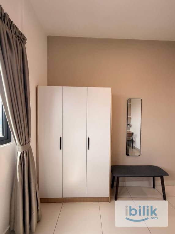 5 Min walk to MRT - Image 2
