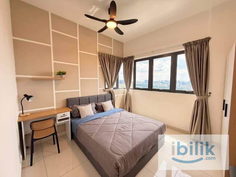 5 Min walk to MRT - Image 1