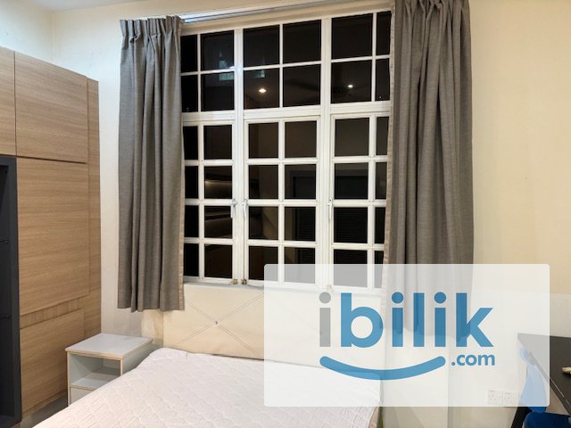 Bungalow house room with private bathroom - Image 4