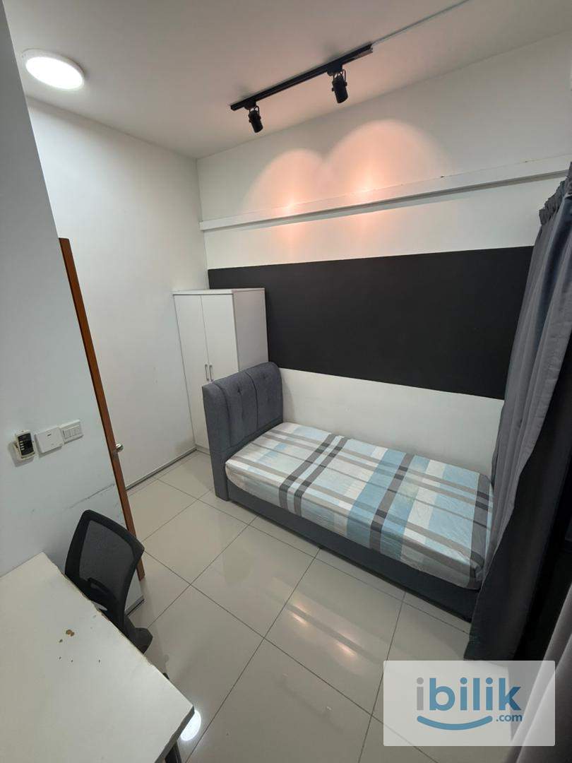 Single Room, Private Balcony at The Greens @ Subang West, Shah Alam, Seksyen 22 - Image 1