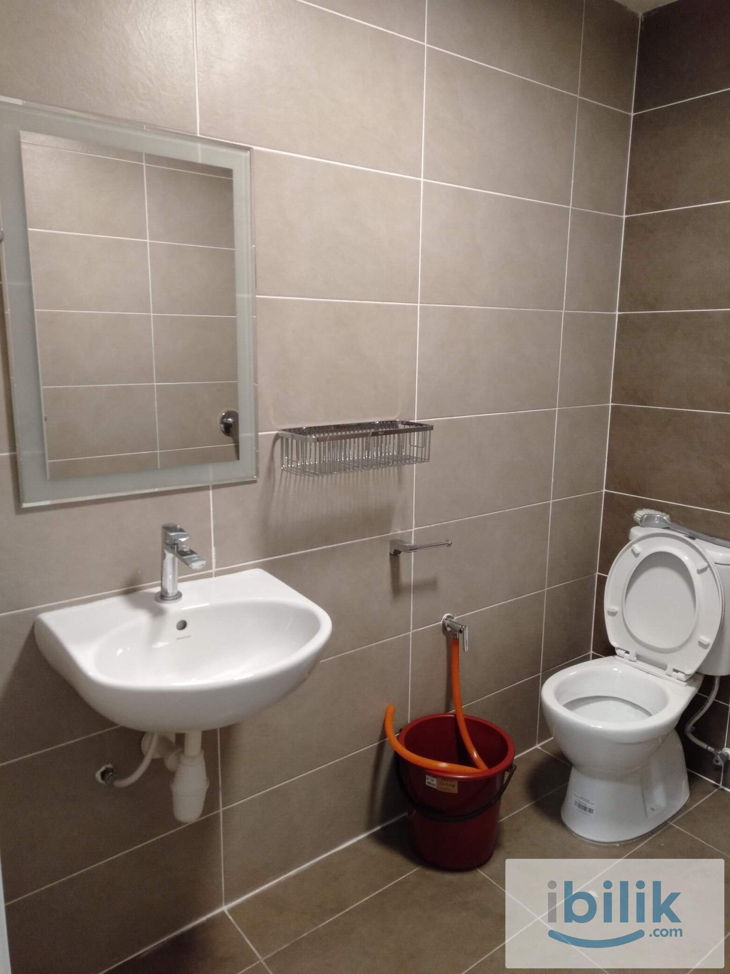 Single Room ALL FEMALE House at The Greens @ Subang West/Residensi Hijauan, Shah Alam Seksyen 22 - Image 5