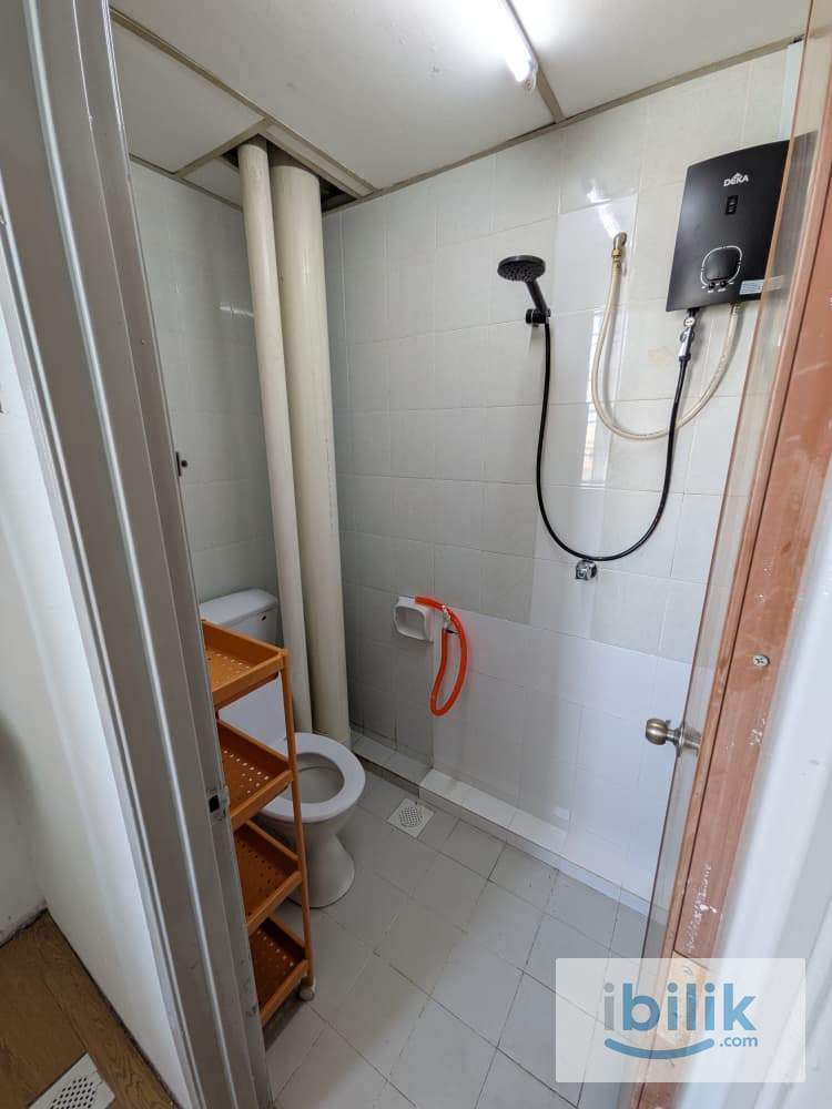 Small Room Pangsapuri Seri Setia, Seksyen 51A, Petaling Jaya - Image 3