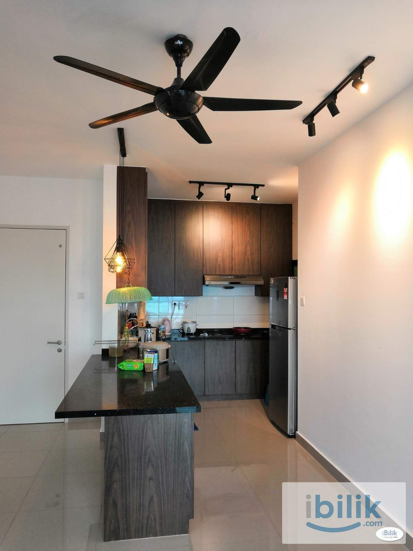 Master Bedroom in Parkhill, bukit jalil ( Near APU ,Walking distance to LRT & Included 1 car park - Image 2