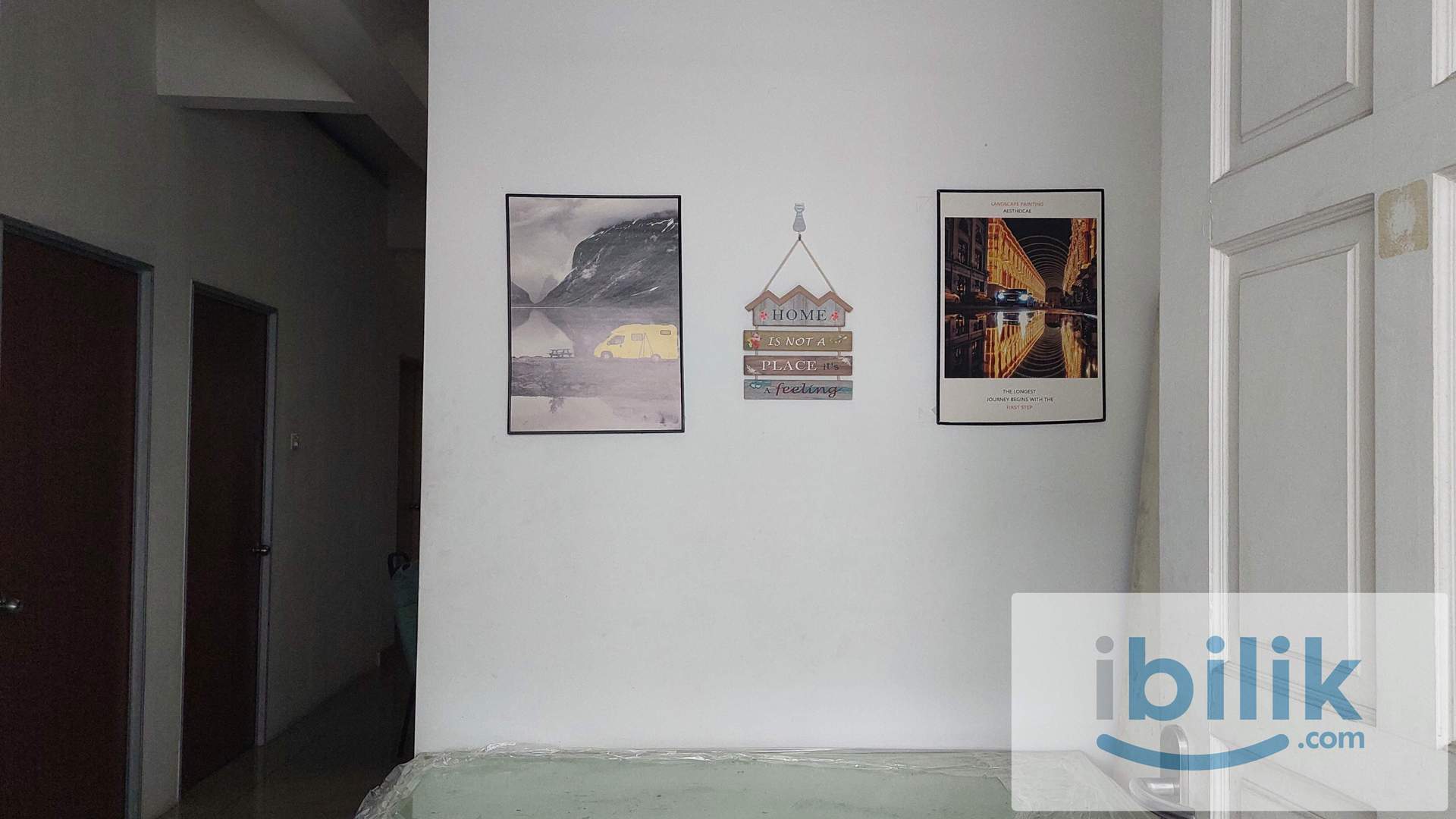 Middle Room to Rent at Kota Kemuning - Image 4