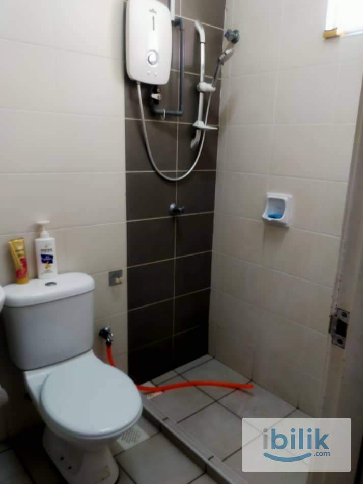 Middle Room for Rental - Image 5