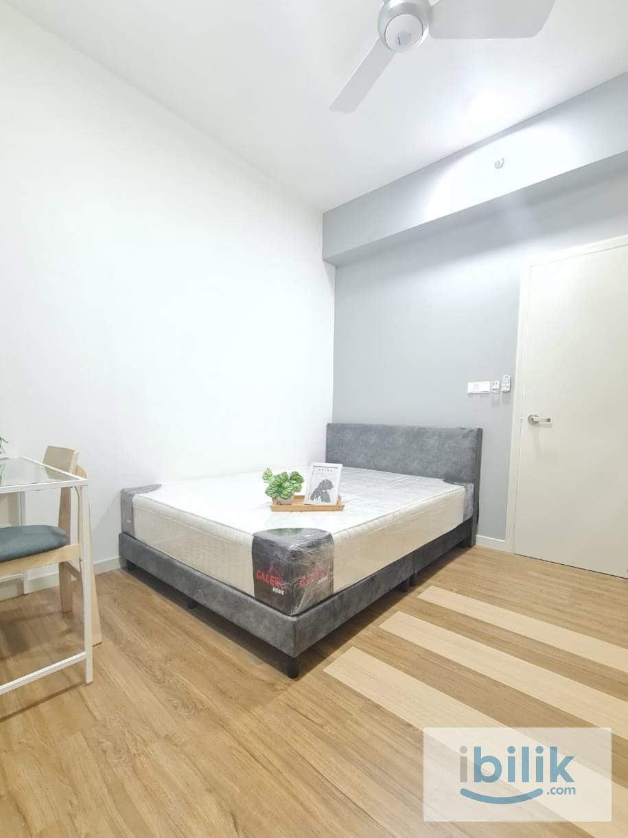 Chinese Male Unit Master Room at Aster Residence, Cheras , Fully Furnish, Free wifi Free Utiltiy - Image 4