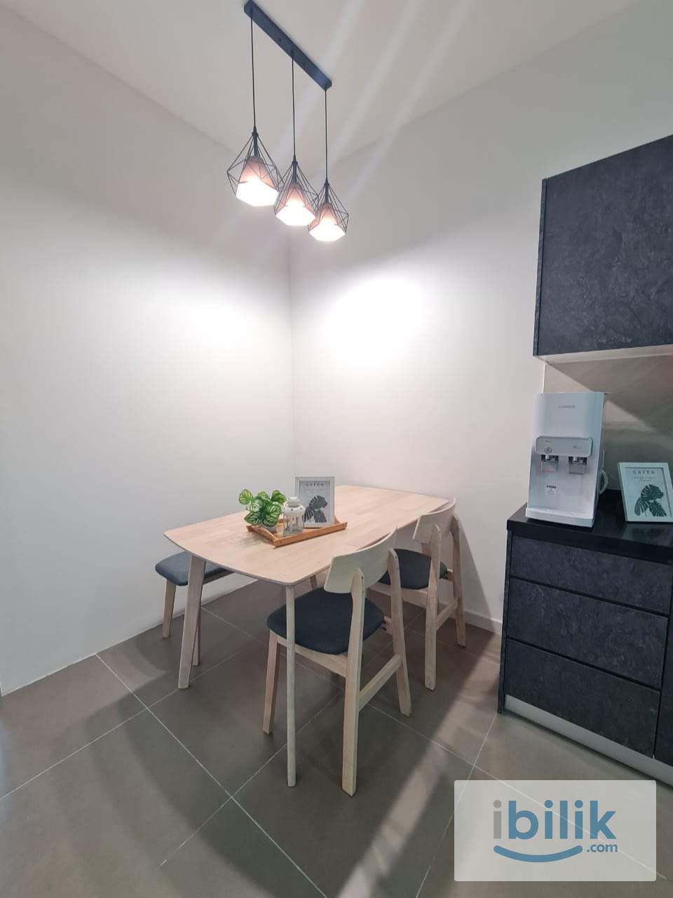 Chinese Male Unit Master Room at Aster Residence, Cheras , Fully Furnish, Free wifi Free Utiltiy - Image 8