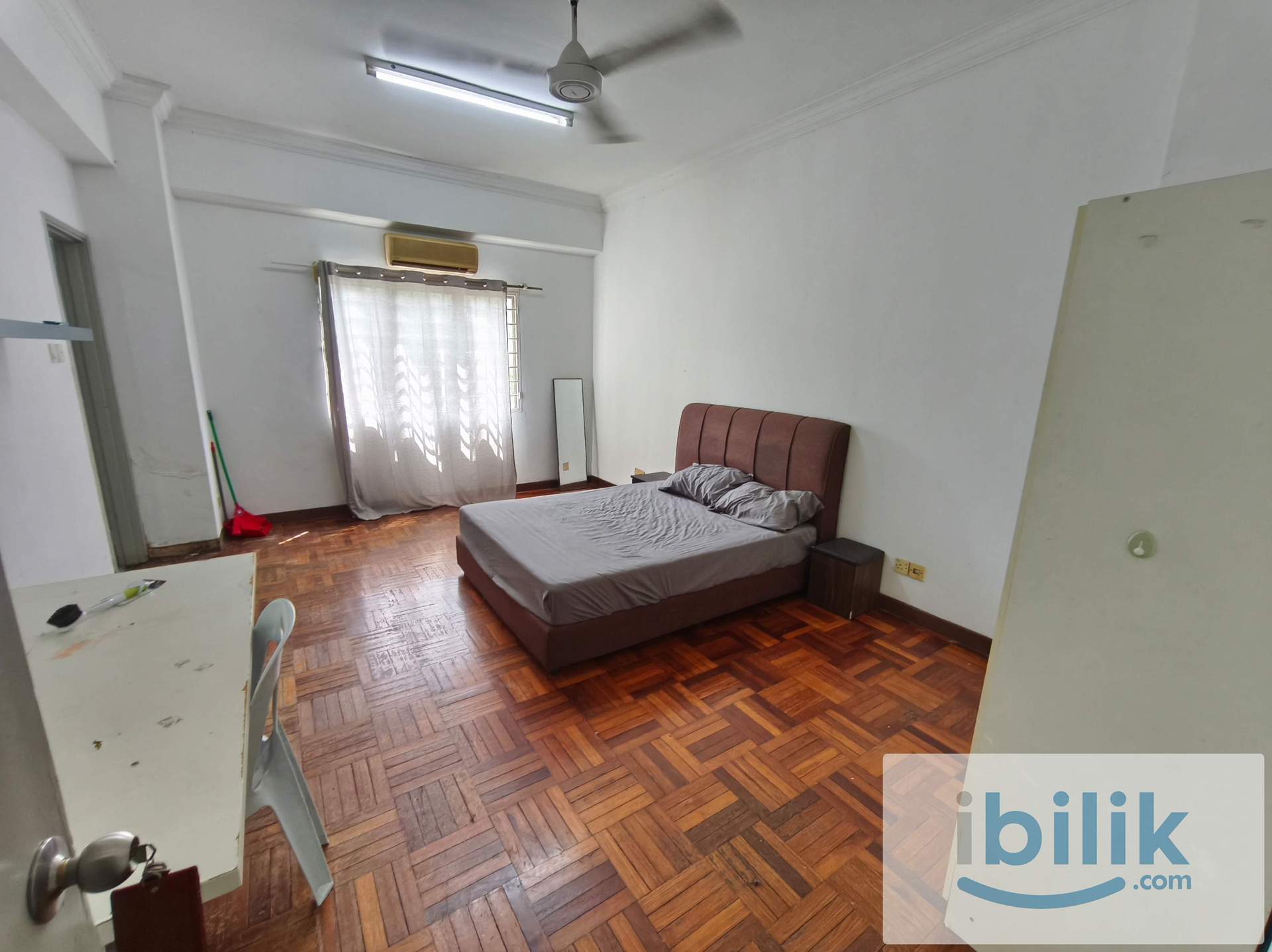 Room - Image 1