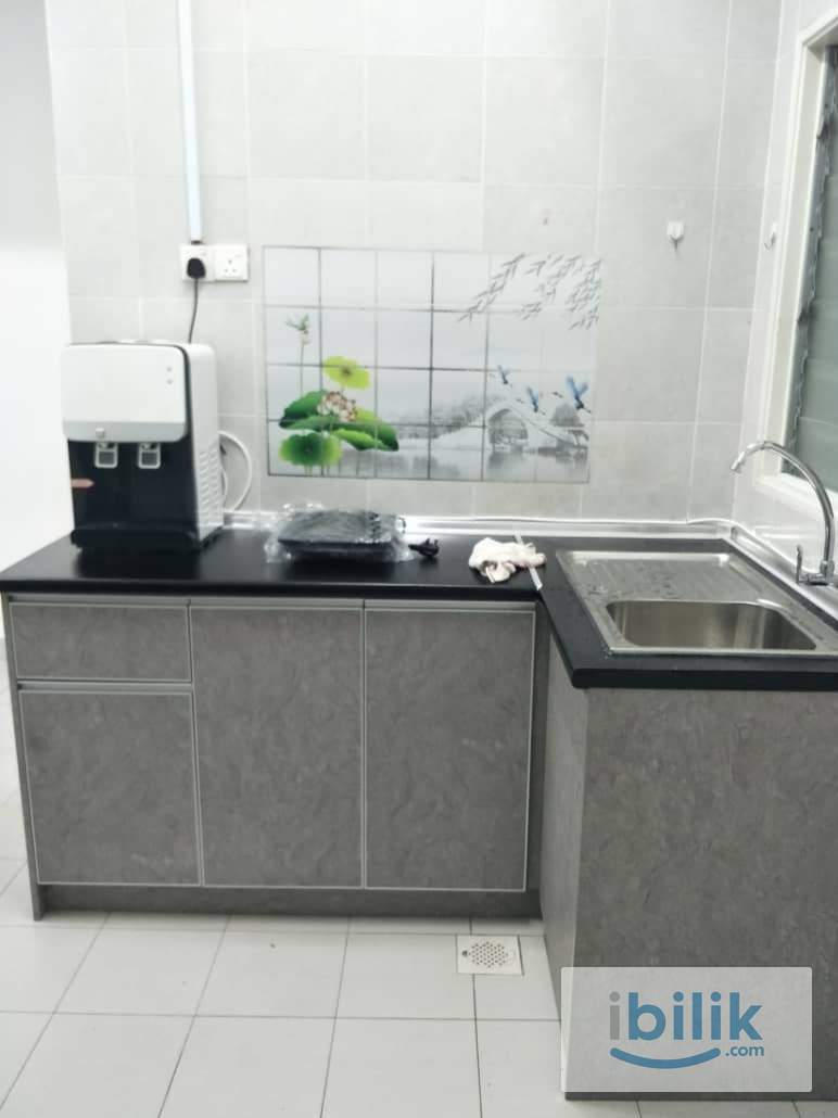 Single Room at Kemuning Aman, Kota Kemuning - Image 1