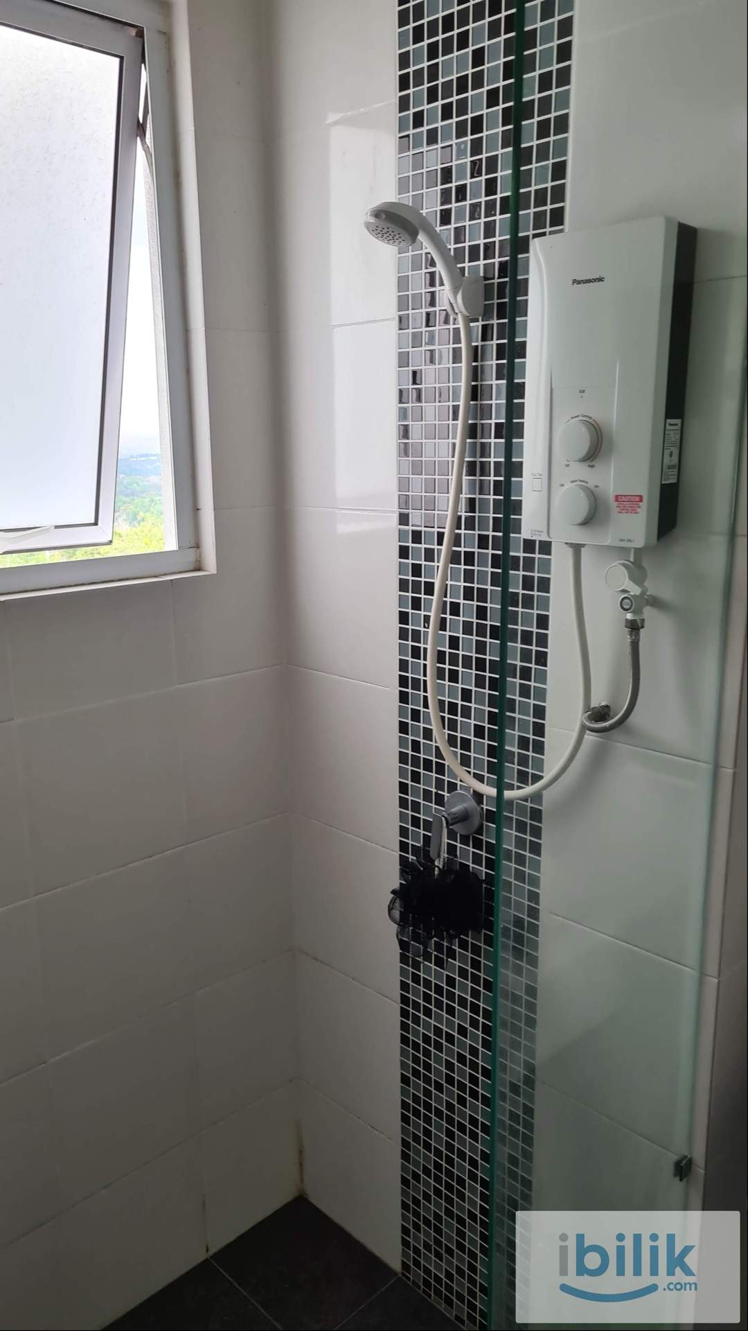 🔥 SPACIOUS MASTER BEDROOM FOR RENT - Male unit @ MESAHILL NILAI! 🔥 - Image 3