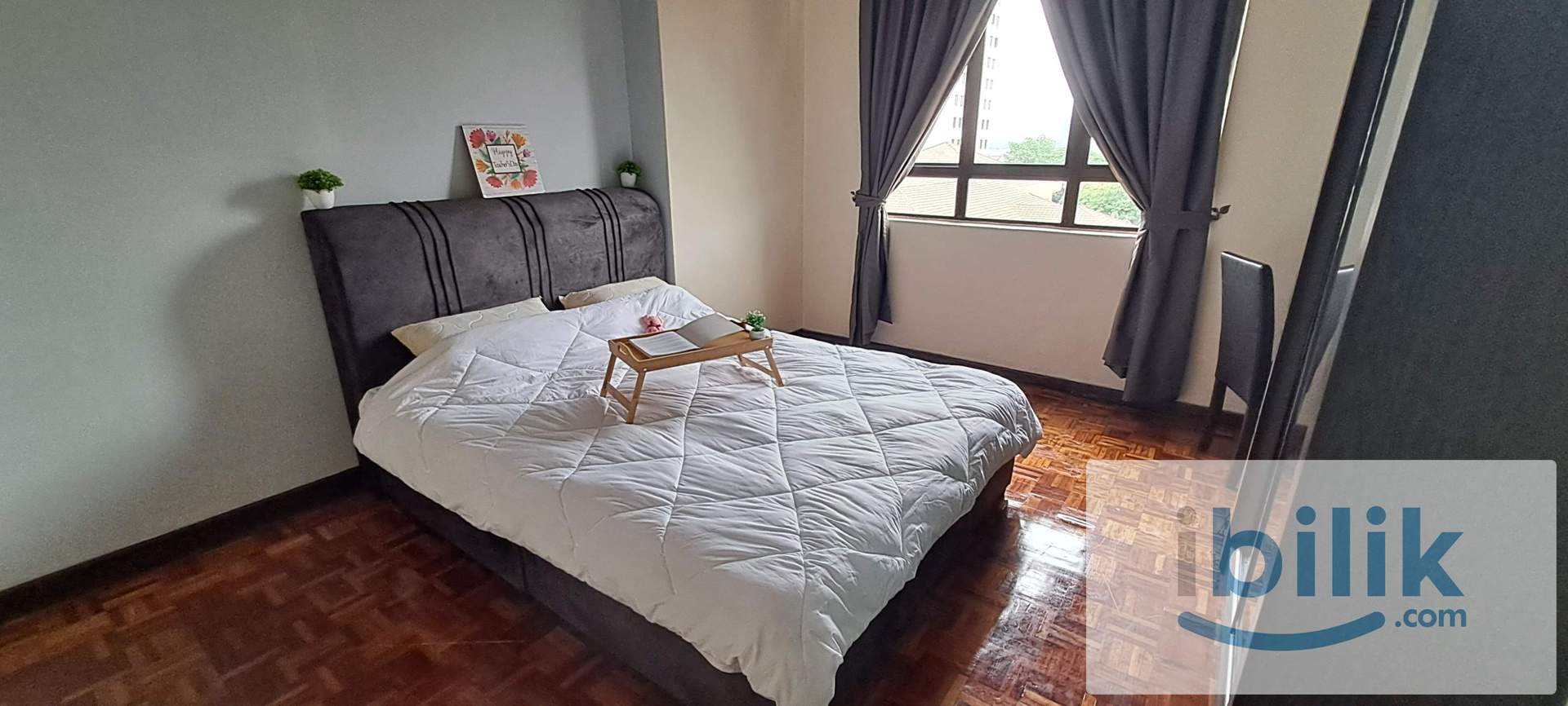 COMFY MASTER BEDROOM FOR RENT @ VILLA ANGSANA! - Image 1