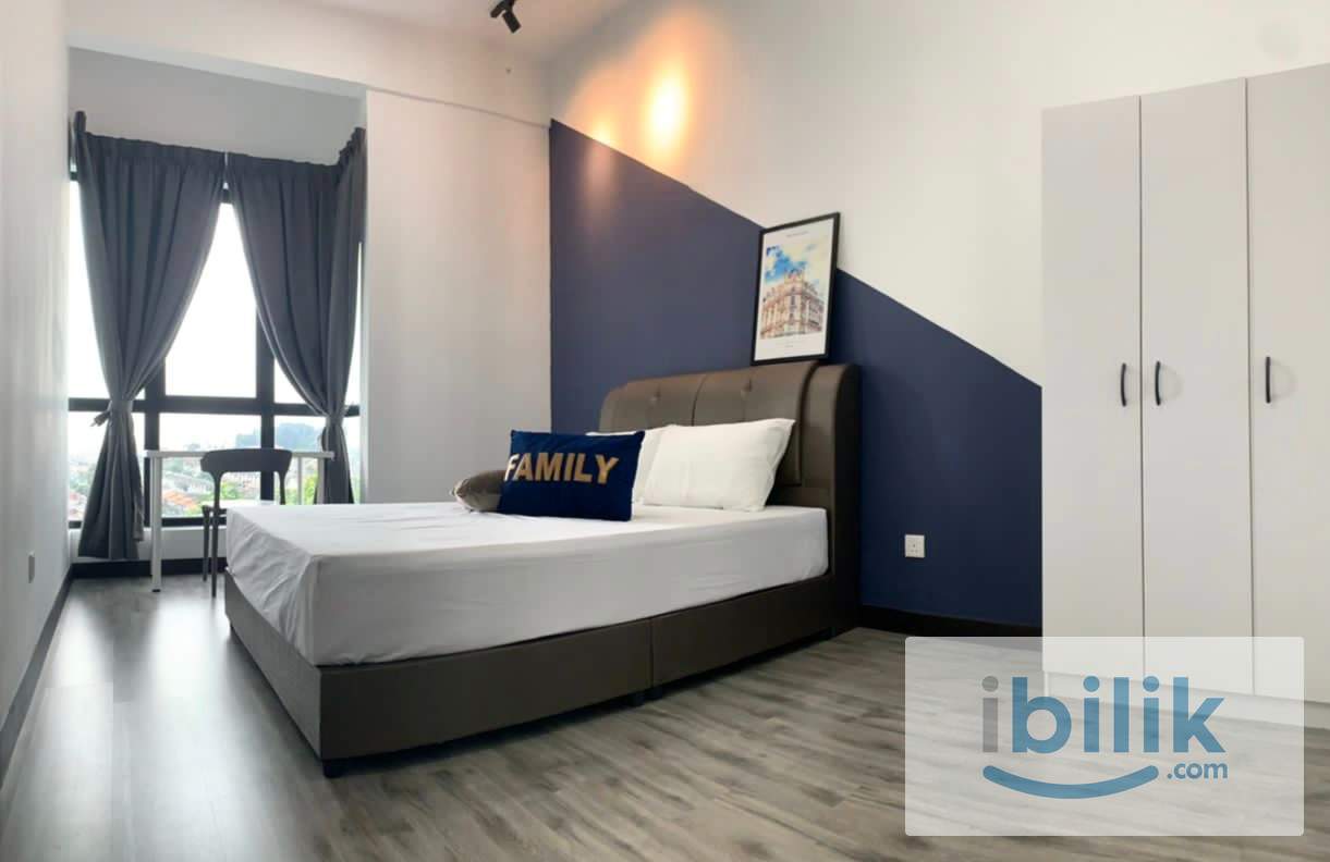 Master Room with Private Bathroom at Old Klang Road, KL Sentral, Mid Valley, Puchong, Bangsar, Petaling Jaya - Image 1