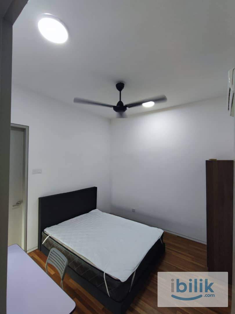 3 STOREYS LUXURY /  HGH SECURITY/ PRIVATE BATHROOM / COMFY & ZEN Middle Room at Taman Meranti Jaya, Puchong - Image 5